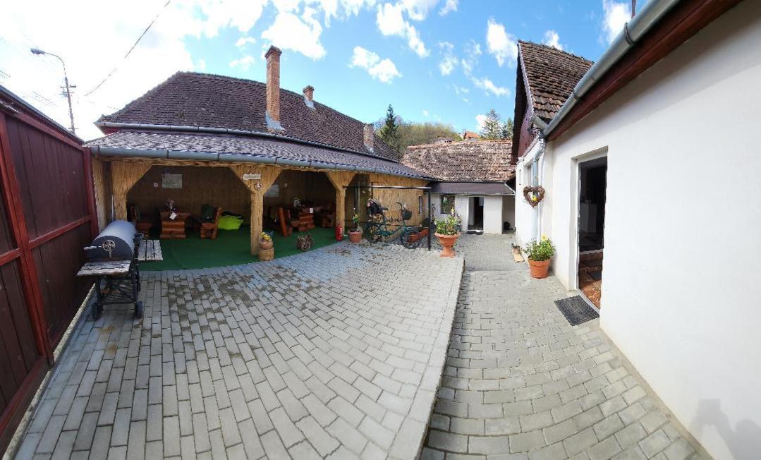 Smile Apartments Sighişoara Exteriör bild
